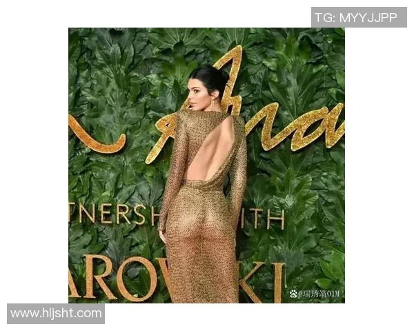 肯豆儿与足球明星的浪漫故事揭示了时尚与运动的完美结合