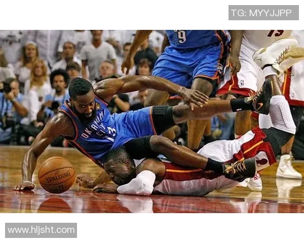 热火勇士总决赛精彩回放全程回顾与分析带你重温经典对决瞬间